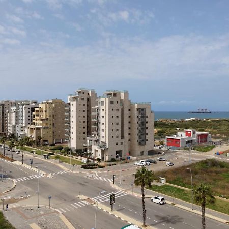 Appartamento Sea& Sun Hadera Esterno foto