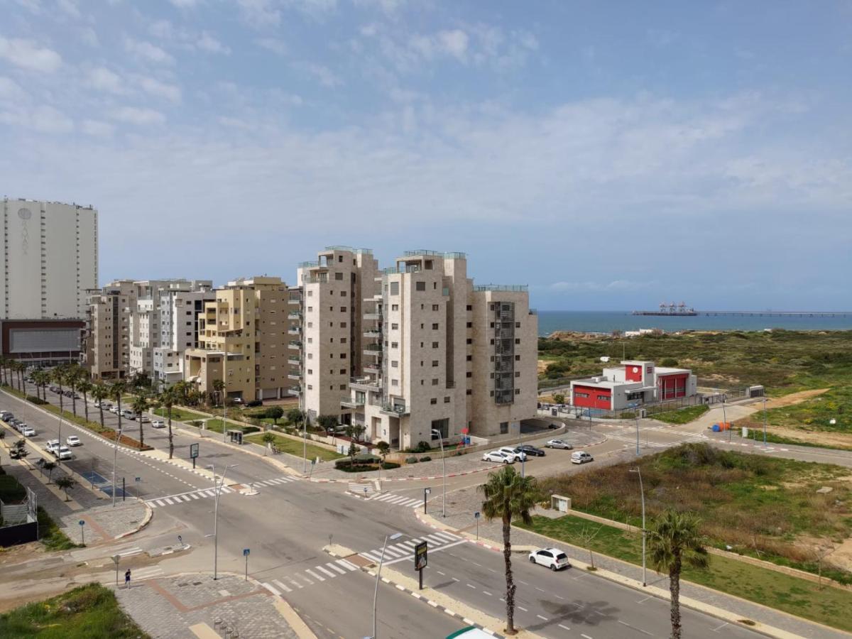 Appartamento Sea& Sun Hadera Esterno foto