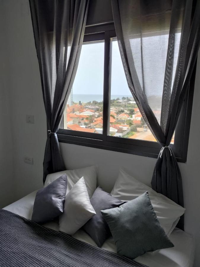 Appartamento Sea& Sun Hadera Esterno foto