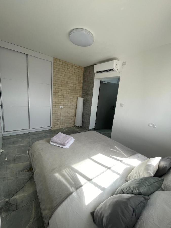 Appartamento Sea& Sun Hadera Esterno foto